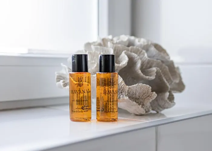 Glow - Przy Old Town Apartamento